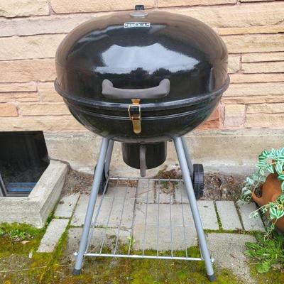 Mr. Bar-B-Q Stand Up Charcoal Kettle Grill