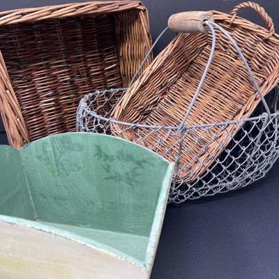 Variety of Vintage Baskets