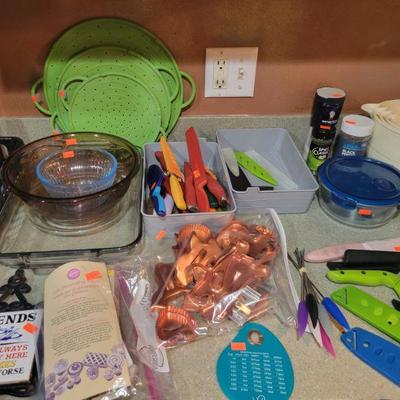 Cookie Cutters & Cutting Utencils