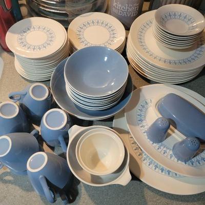 Blue & White Dish Set