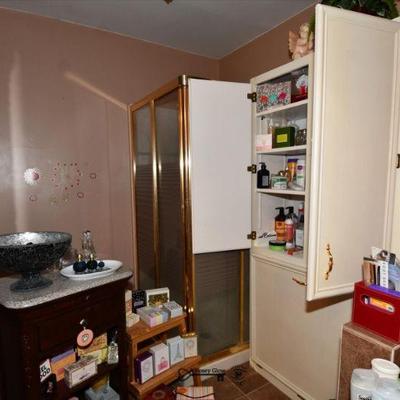 592 bathroom