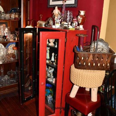 083 living room