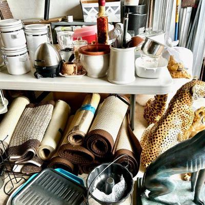 Animal statues not available 