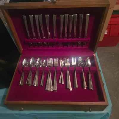 R & B silverware set
