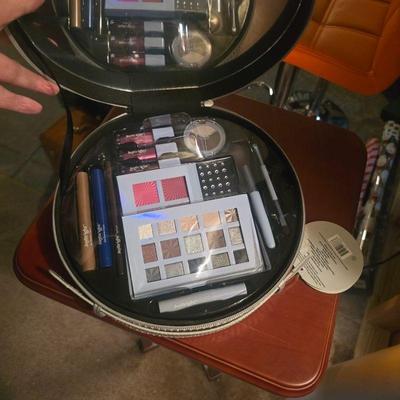 Makeup kit New