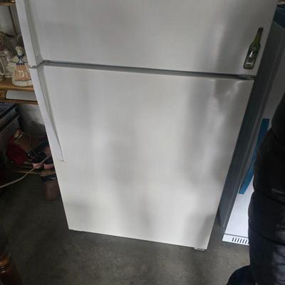 Like new refrigerator