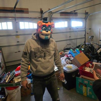 Garage creature