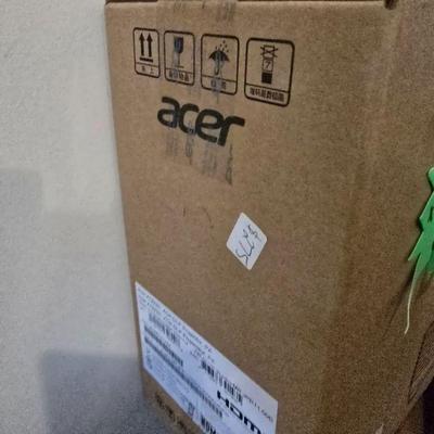NIB high end professional projector