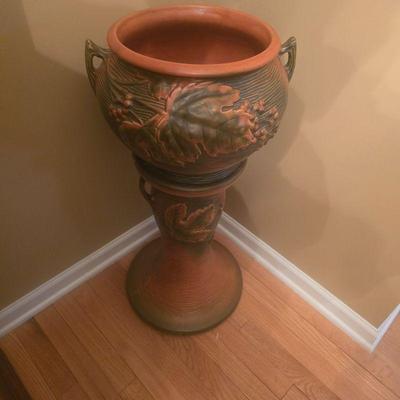 Large Roseville 2 pc. Pedastal