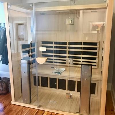 Jacuzzi sauna $2,000
