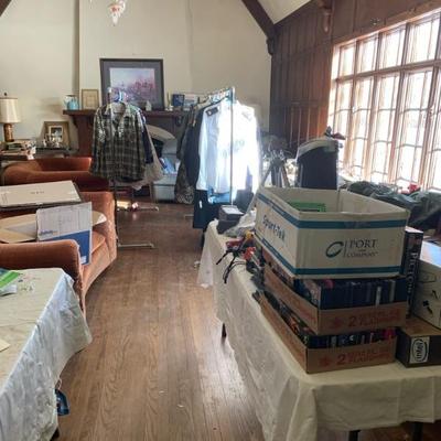 Estate sale photo