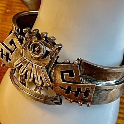 Rare Taxco Mexico Voo Sterling Silver Hinged Bangle Bracelet (as Is) Total Weight 53.82 Grams 