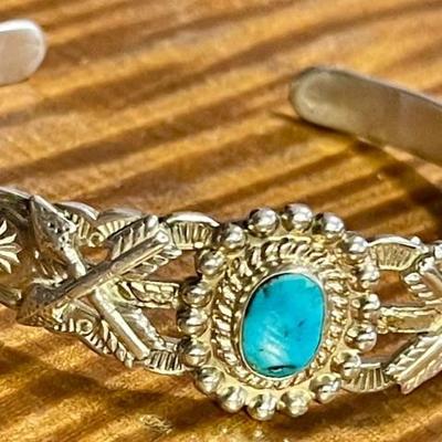 Fred Harvey Era Navajo Pawn Cuff Sterling Silver Bracelet With Turquoise - Total Weight 11.57 Grams 