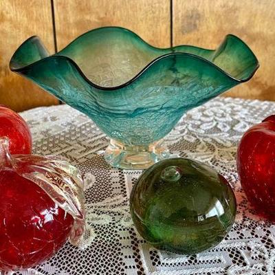 Vintage Signed Blue Crackle Glass Ruffled Bowl & Crackle Glass Fruit Including A Murano Gold Leaf Red Apple