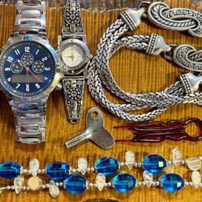 Brighton Silver Tone Heart 33 Inch Belt - Quartz Watch - Gloria Vanderbilt Watch - Gardenglo Wood Perfume 