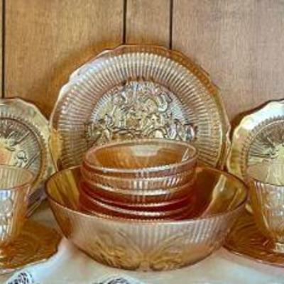  JeannetteCarnivaI Glass Iris & Herringbone Berry Bowl Set - Side Bowl - 6 Cups, Saucers &  Small Side Plates 