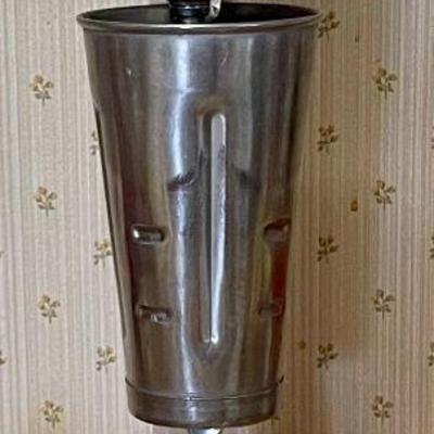 Vintage Hamilton Cream Metal Milkshake Machine - Model 33 - Works 