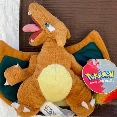 Rare Pokemon 1999 Charizard Stuffed Play By Play With Original Tag 