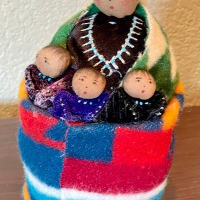 Vintage Sylvia Begaye Dine Female & 3 Babies Doll Signed SB 