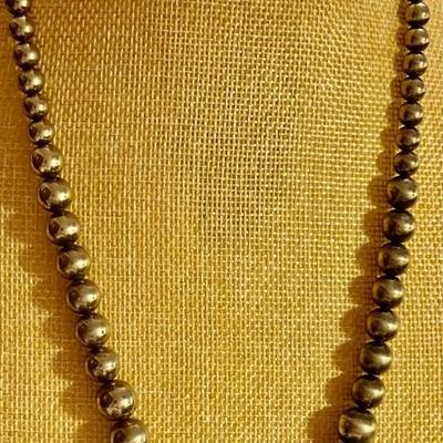 Vintage Silver Graduated Ball Bead 20 Inch Necklace 