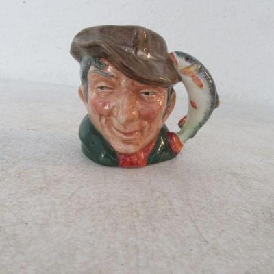 Vintage c. 1950s Royal Doulton "The Poacher" D6515 Miniature Toby Mug