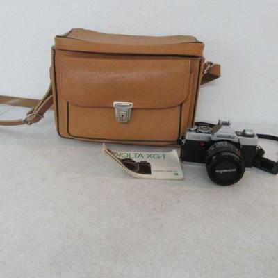 Vintage Minolta XG-1 35mm SLR Camera in The Sportsman 504 Case