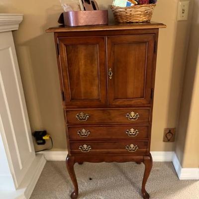 JEWELRY BOX /STORAGE