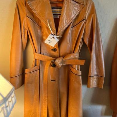 VINTAGE LEATHER COAT