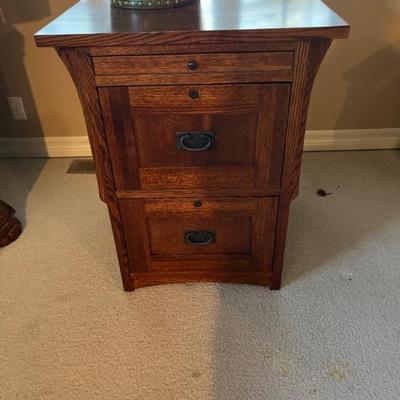 OAK STORAGE CABINRT