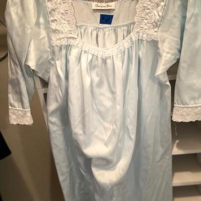 CHRISTIAN DIOR