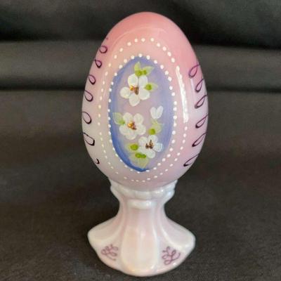 Fenton Burmese Pedestal Vase