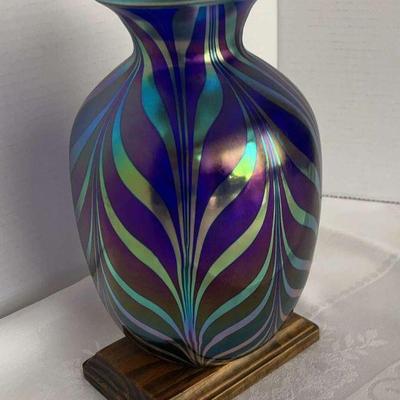 Fenton Art Glass Connoisseur Vase