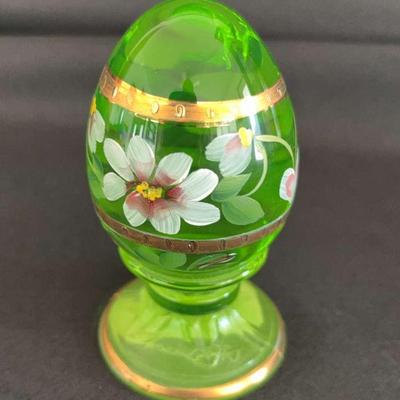 Sale Photo Thumbnail #21: Fenton Art Glass Green Pedestal Egg