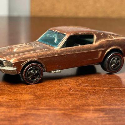 HOT WHEELS