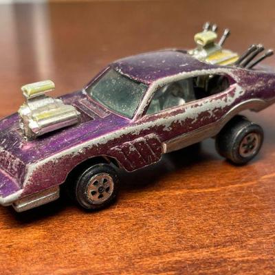 JOHNNY LIGHTNING TOPPER