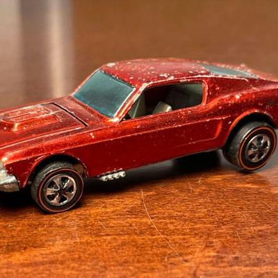 HOT WHEELS