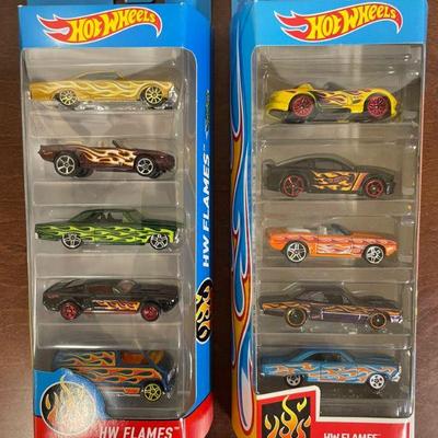 HOT WHEELS