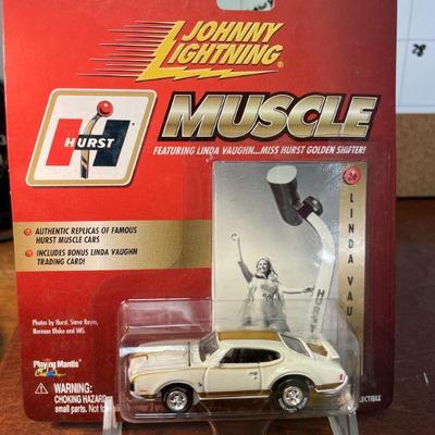 JOHNNY LIGHTNING