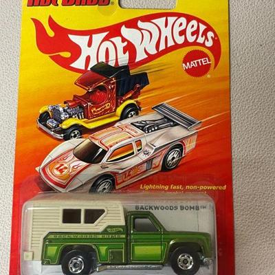 HOT WHEELS