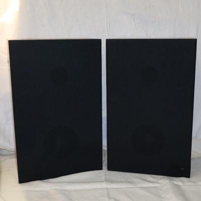 Fisher Speakers