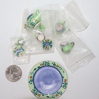 Miniature Set