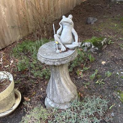 Lots of Yard Art