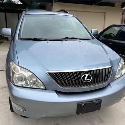 This Lexus was just owned by two people last person was an elderly mom of a client. Well taken care of and only 160,000 very easy miles!