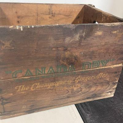 WOOD CRATE CANADA DRY