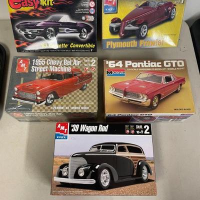 MODEL KITS