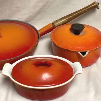 Vintage le creuset and descoware flame 2
