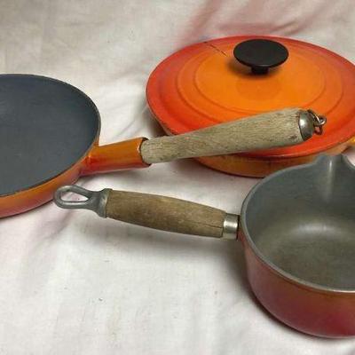 Vintage le creuset and descoware flame