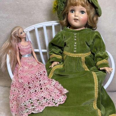 Vintage composite doll 1998 barbie