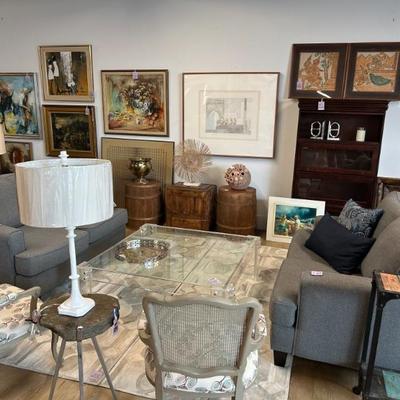 Estate sale photo
