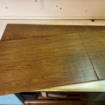 https://ctbids.com/estate-sale/34519/item/3870079/2-Folding-Table-Pads